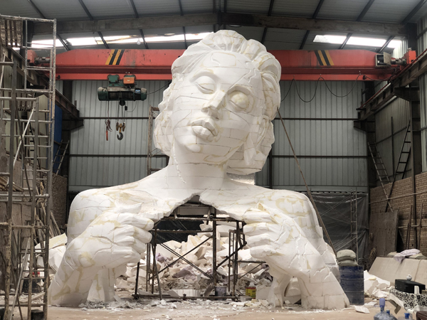 太原親賢街茂業雕塑項目施工現場